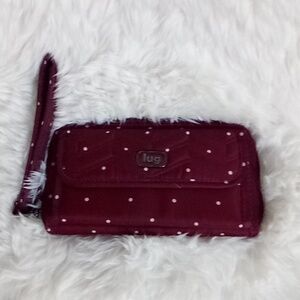 Lug wristlet